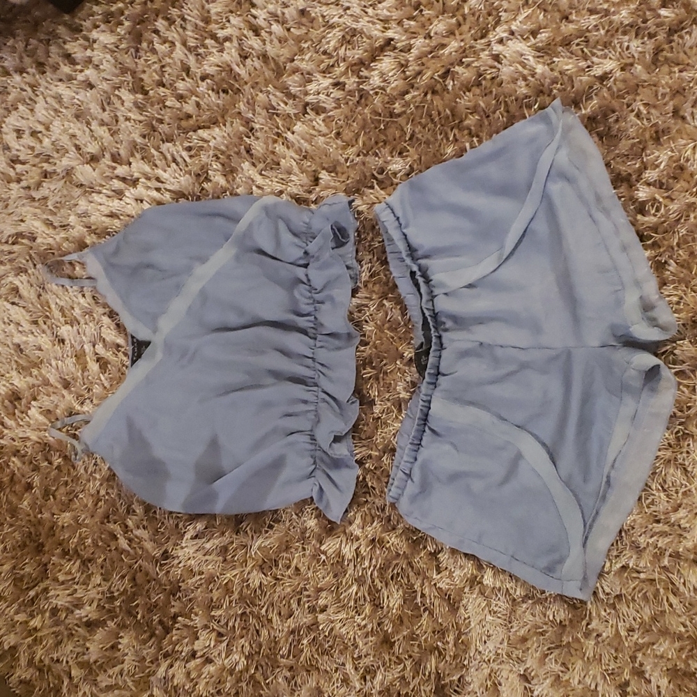 Tahari pajamas set size M NWOT
